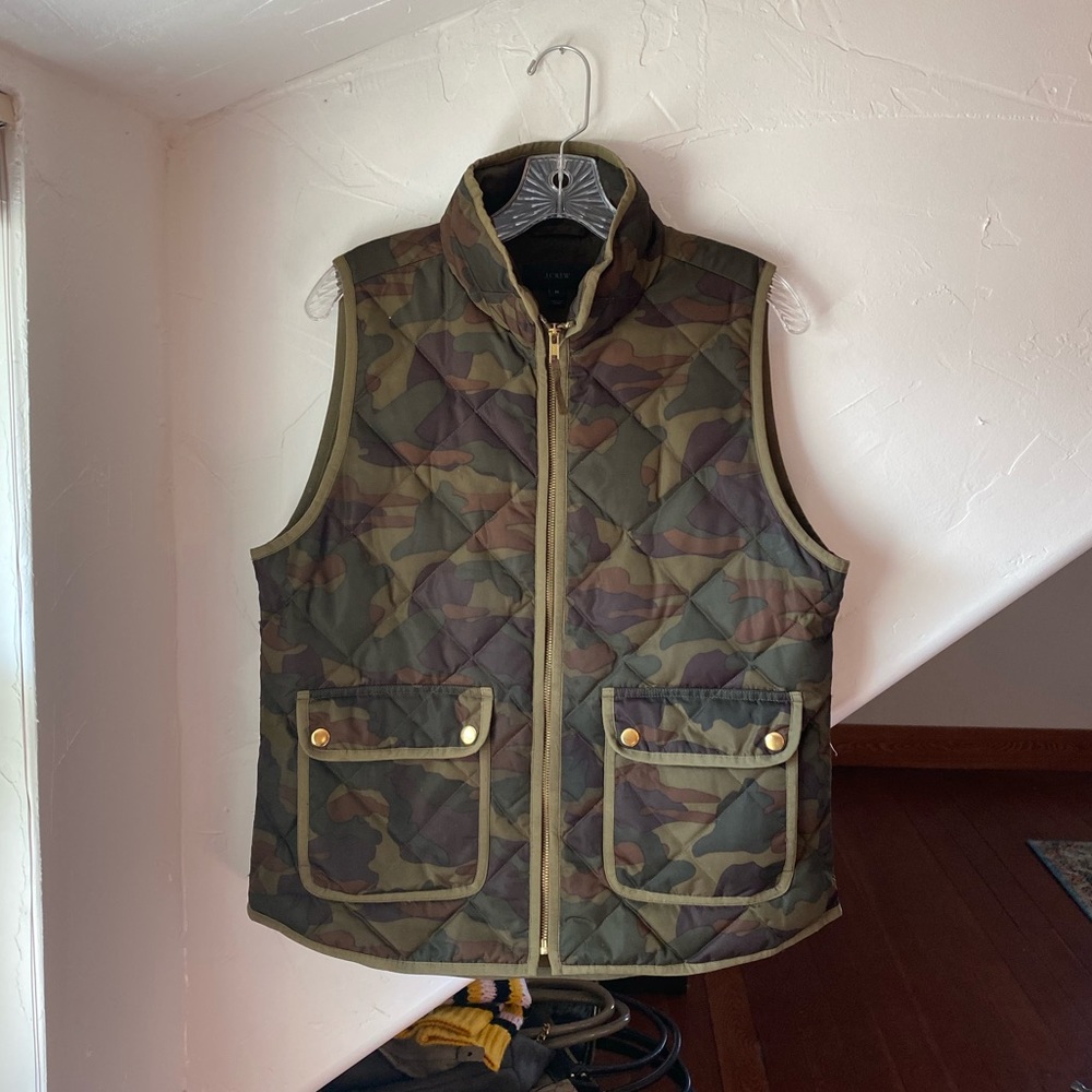 J.Crew Camo Excursion Quilted Vest